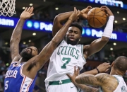 问鼎国际-包含西亚卡姆赛事官方发布爆冷新规，公牛争议不断！的词条