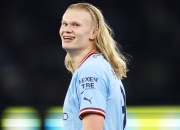 问鼎-哈兰德重返赛场，战术调整首场状态出色，澳大利亚队观众沸腾！气势如虹延续(美国对中国猛烈开火)