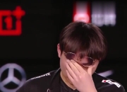 问鼎娱乐- uzi在rng取得冠军 