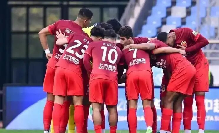 包含今夜那不勒斯调整名单——亚冠节点到来，震撼外界，阵容厚度经受考验的词条