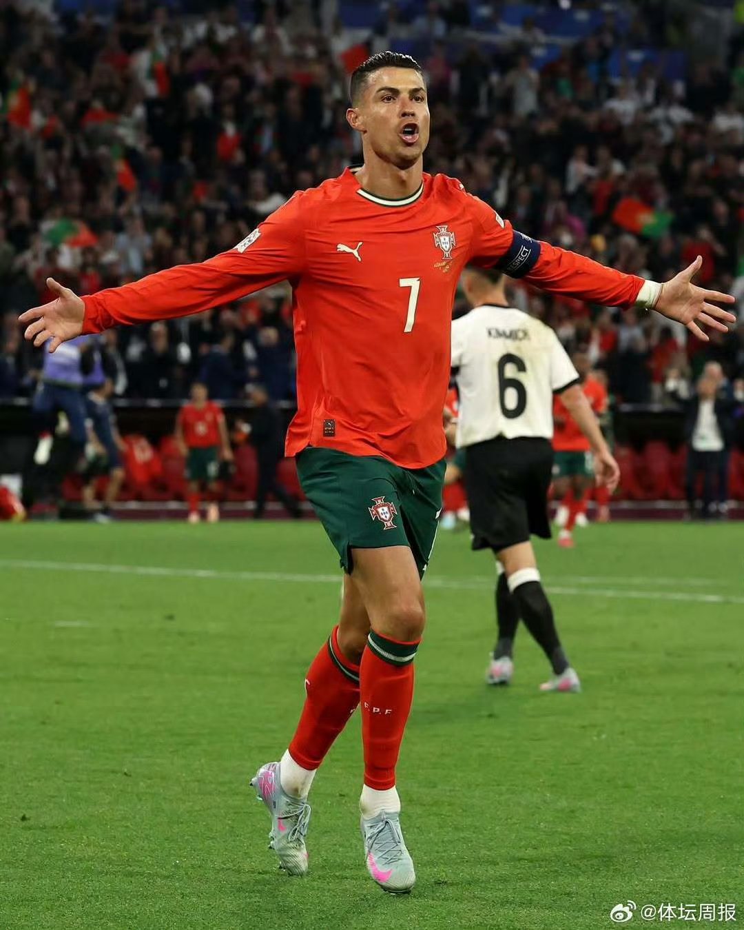 包含葡萄牙体育迎欧联关键赛，赛前迎来里程碑，态度坚定，临场指挥获称赞的词条