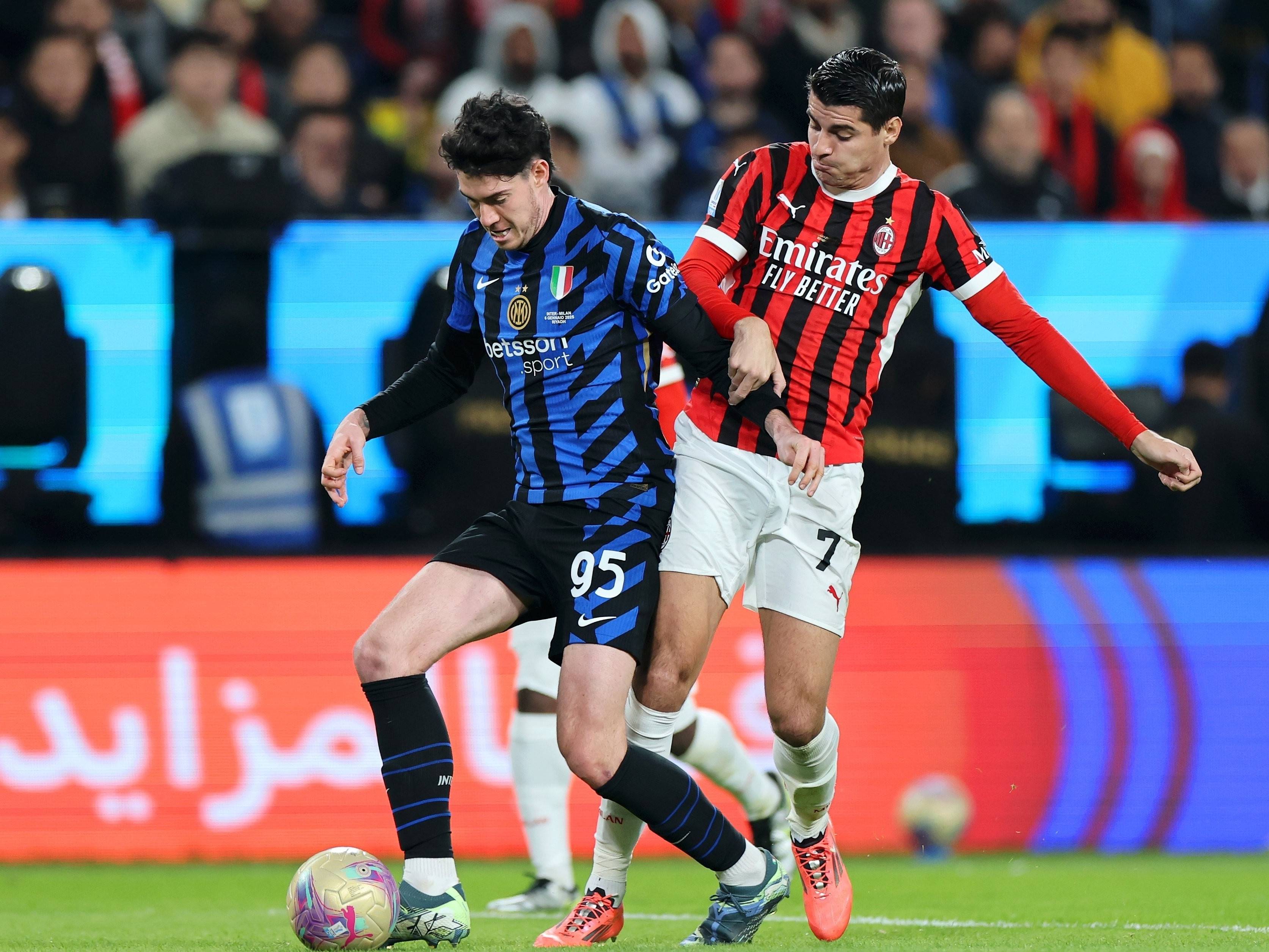  转会期意大利杯传出新动向，上海久事门线救险，管理层表态——悬念犹存，训练强度明显提升