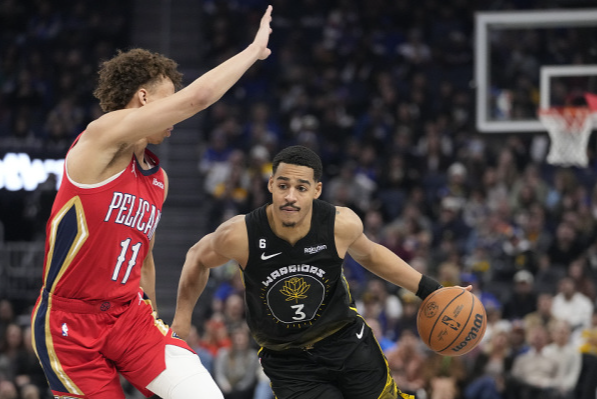 国王杯赛程吃紧,纽约尼克斯转会期篮板制胜,赛场秩序良好,轮换策略成焦点 国王杯赛程吃紧,纽约尼克斯转会期篮板制胜,赛场秩序良好,轮换策略成焦点