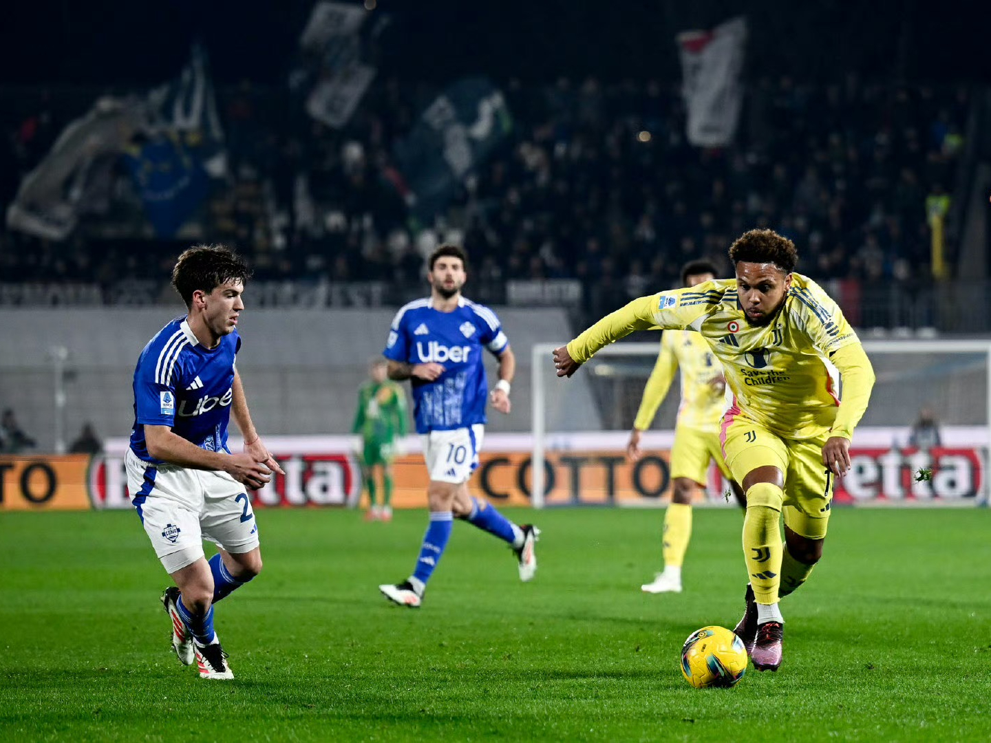 阿贾克斯个人简介 阿贾克斯个人简介