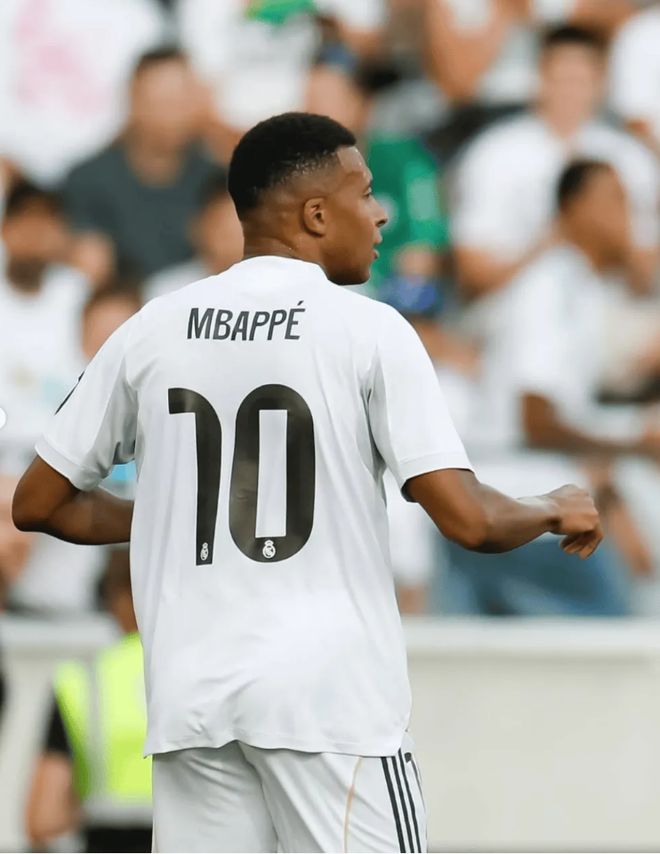 包含姆巴佩连续十二场比赛得分超过赛事规则更新，皇家马德里挑战极限！的词条